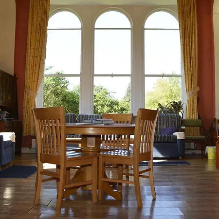 Хостел International