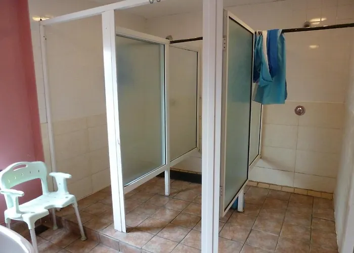 International אכסניה קיל איירן